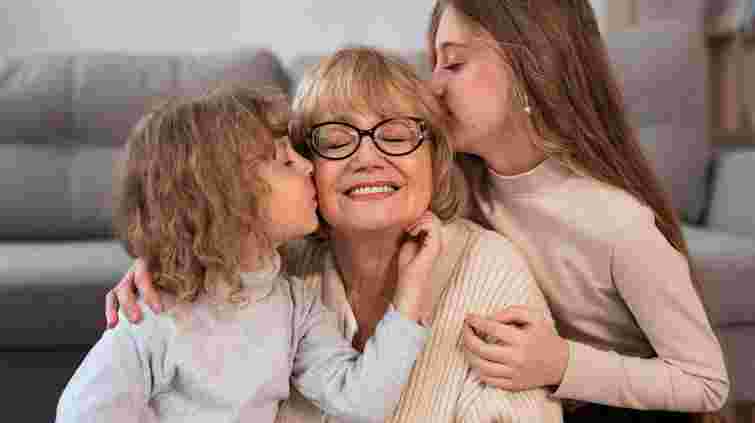 Мовознавці сперечаються про «тьотю» і «дядю»: це росіянізми чи допустимі слова