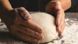 Час і дотик: як зрозуміти, що тісто справді добре замішане