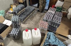 У лікарні на Тернопільщини організували склад фальсифікованого алкоголю