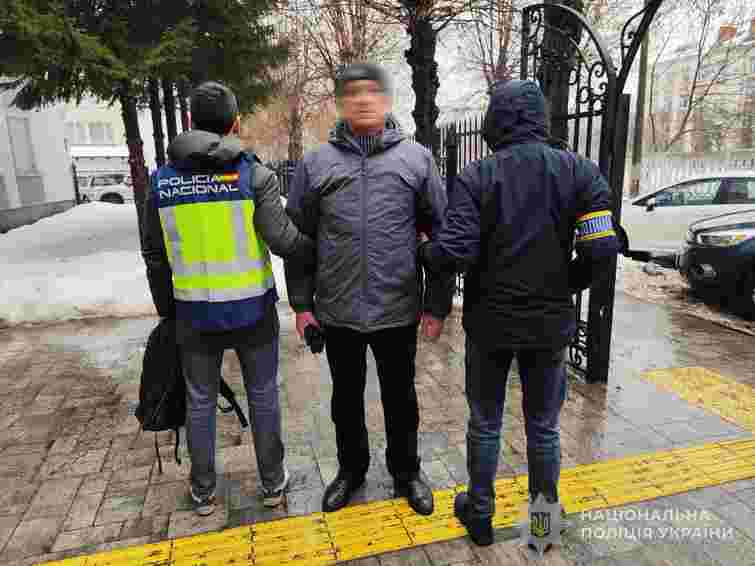 У Луцьку затримали іноземця, якого понад 10 років розшукували за тяжкі злочини