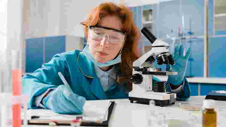 Збільшення зарплат та підтримка досліджень: уряд виділив 3,28 млрд грн науковим установам