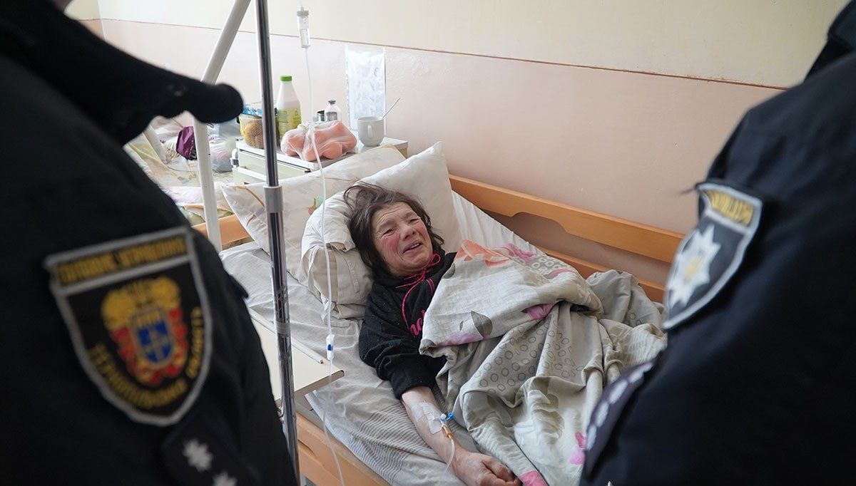 Поблизу Тернополя врятували жінку, яка відморозила ноги у власній хаті