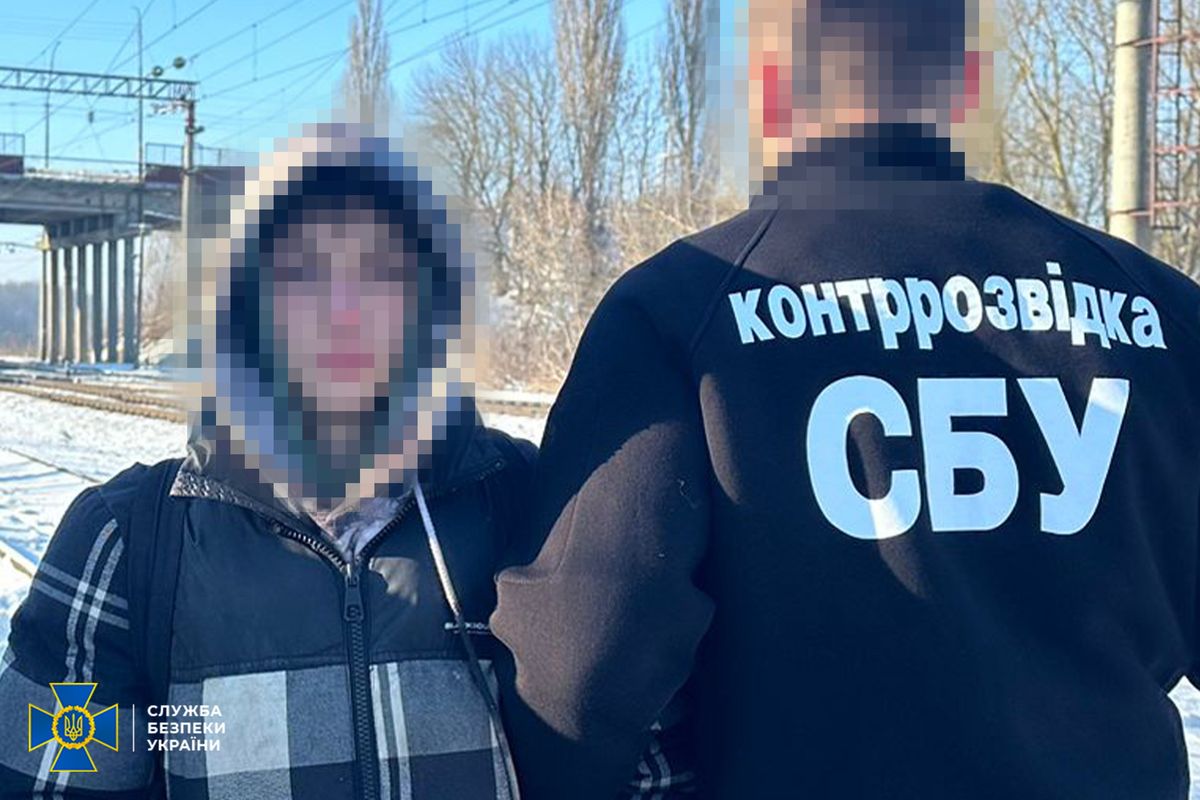 СБУ викрила 16-річного агента ФСБ, який готував диверсію на залізниці Хмельниччини