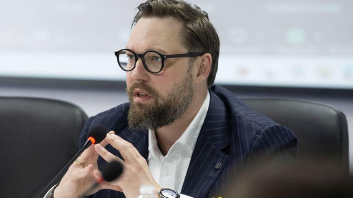В Генпрокуратурі заявили, що не мають повноважень виключити Олексія Шевчука з комісії САП