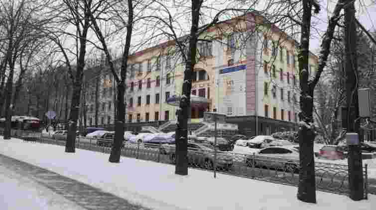 Рівненський університет зарахував військового на навчання без його згоди