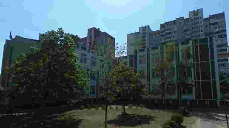 Компанія зі справи про розкрадання на шкільному укритті отримала з бюджету ще понад 180 млн грн 