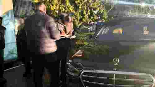 За брехню в декларації в ужгородського депутата від ОПЗЖ вилучили два елітні Mercedes-Benz