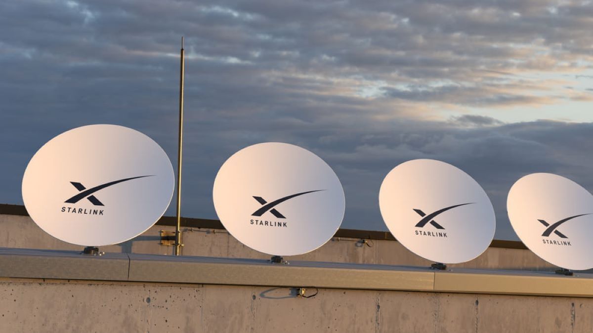 Михайло Федоров назвав кроки для верифікації терміналів Starlink в Україні