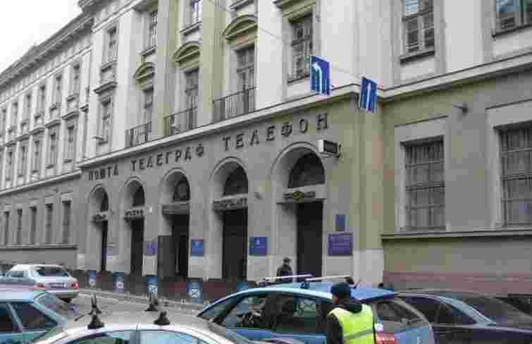 Львівська облрада хоче отримати у власність колишню будівлю головної пошти у Львові