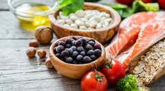 Дбаємо про здоров'я серця: 12 продуктів, які знижують рівень холестерину