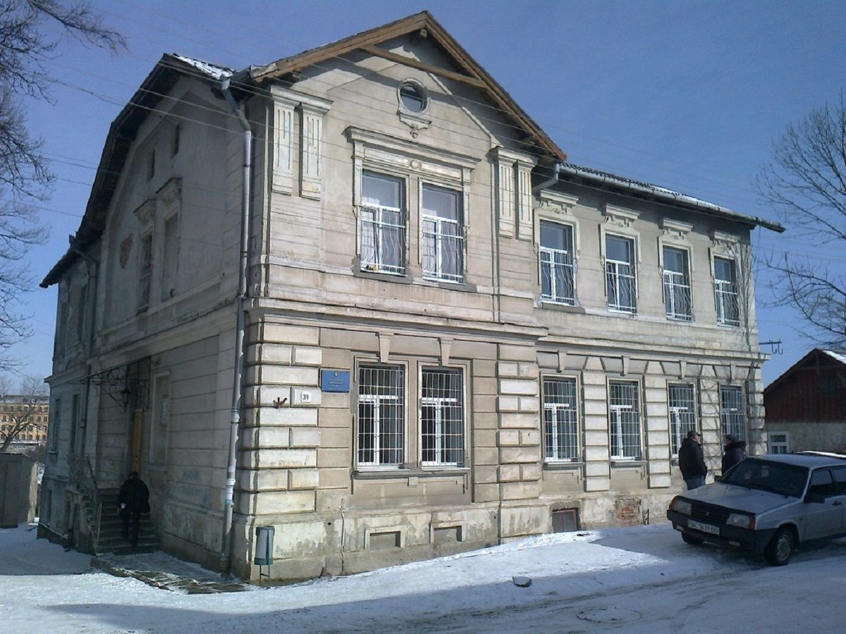 Дрогобицький суддя поскаржився у ВРП через повістку для уточнення даних