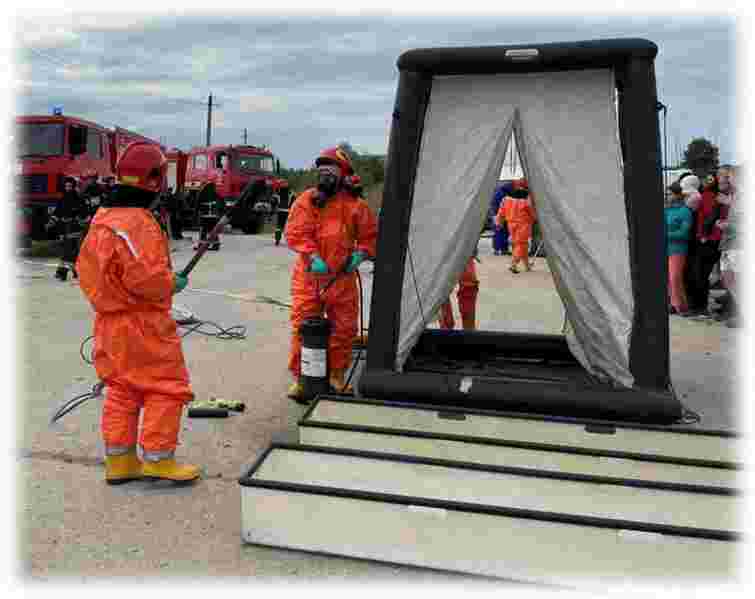 ДСНС переплатила скандальній фірмі майже 3 млн грн за спецкостюми рятувальників