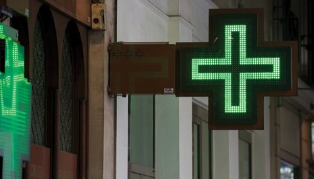 Львівська облрада ліквідувала три комунальні аптеки у районах