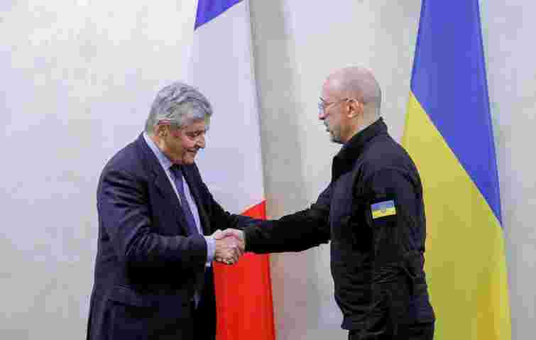 Франція надасть Україні 150 генераторів та 71 млн євро на підтримку енергосектору