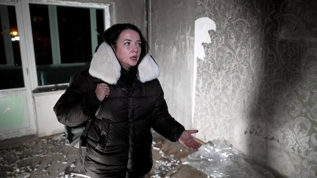 Тернополянка показала свою квартиру, в якій наразі неможливо проживати