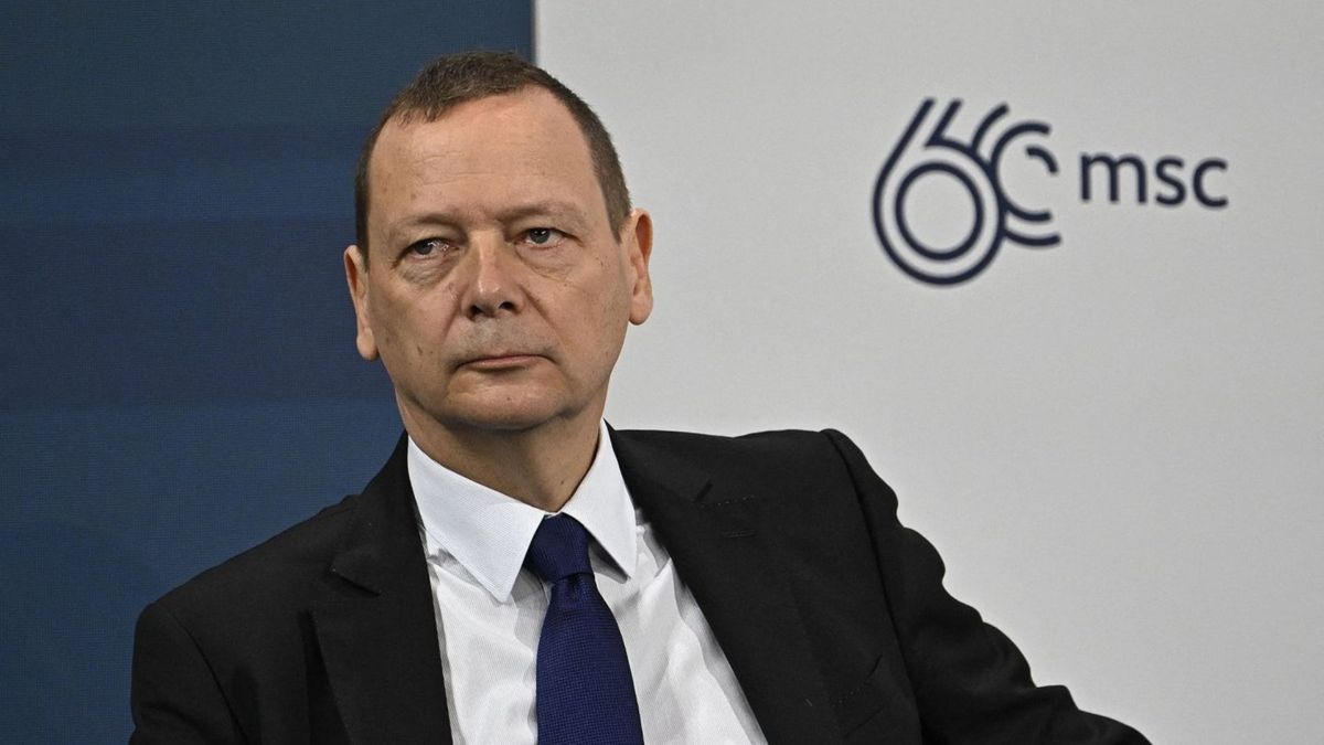 Дипломатичний радник Макрона таємно відвідував Москву, –Reuters