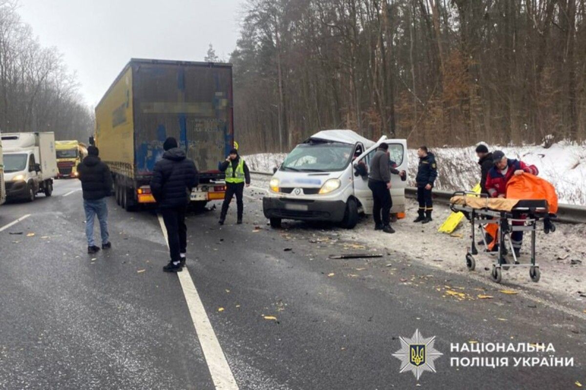 Житомирянин загинув у ДТП із вантажівкою на Хмельниччині