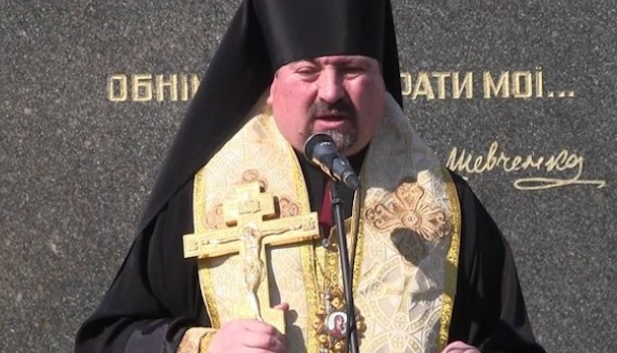 ПЦУ звільнила єпископа після розслідування про видачу посвідчень священників ухилянтам