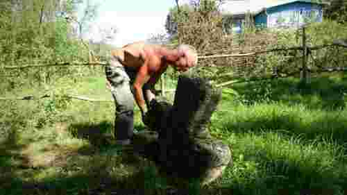 «Памʼять не має національності»