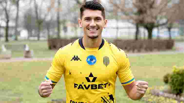 Форвард «Карпат» офіційно став гравцем «Руху»