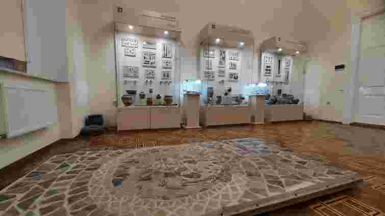 Мозаїка з-під землі: у Львові відтворили підлогу церкви XII ст. з оригінальної плитки