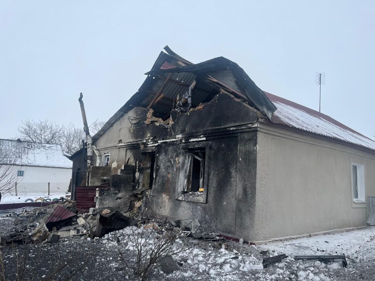 Вночі росіяни масовано атакували захід України дронами та ракетами