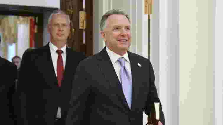 Україна дізналася про економічний проєкт Росії та США на 12 трлн доларів