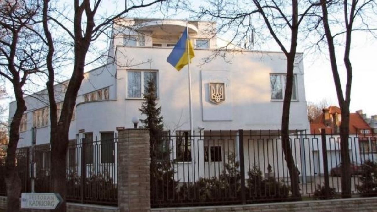 Посольство України у Москві оштрафували на 5,5 млн рублів за енергоборги