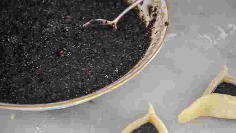 Соковита, солодка, ароматна: як приготувати насичену макову начинку