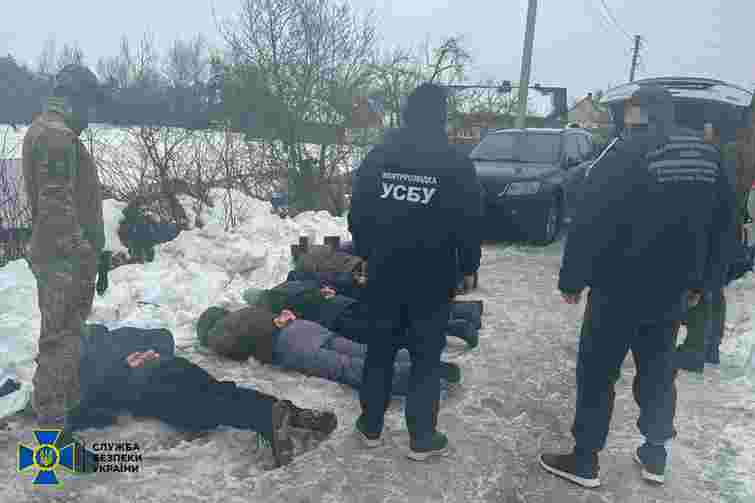 Біля кордону на Рівненщині чоловік облаштував готель для ухилянтів