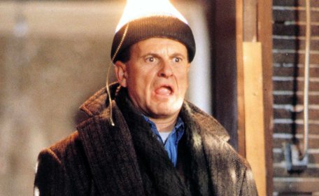 Найвідоміший бандит 90-х: п’ять найкращих ролей Джо Пеші