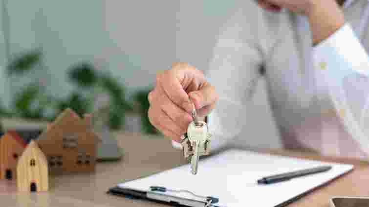 Близько 900 людей на всю країну: наскільки масово українці приховують податки від оренди житла