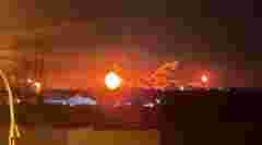 У російському Волгограді після атаки дронів загорівся НПЗ 