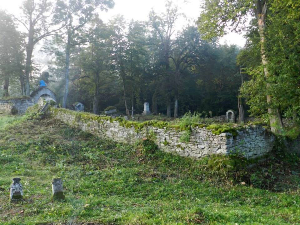 Мур церковного подвір’я (фото «Товариства Магурич»)