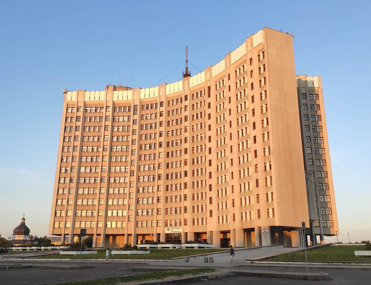 Львівська податкова замовила обслуговування офісів за майже 10 млн грн