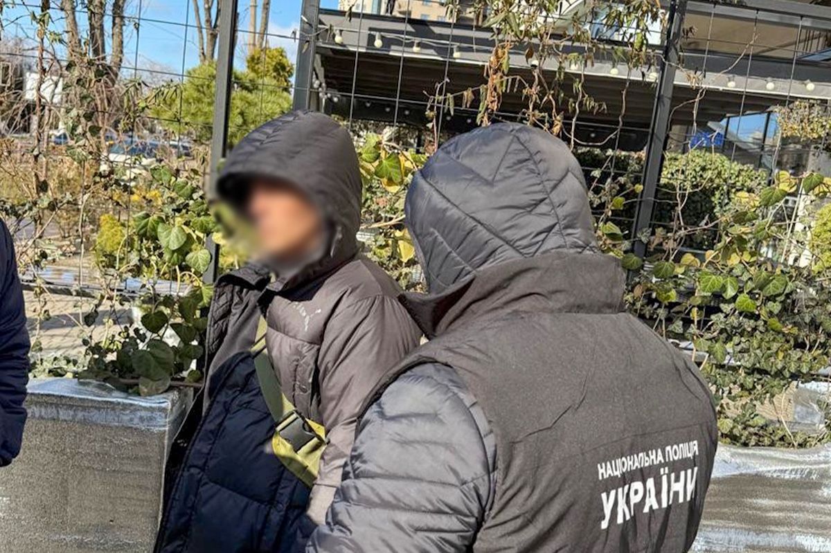В Одесі затримали військового ТЦК за вимагання хабарів та погрози службою на «нулі»