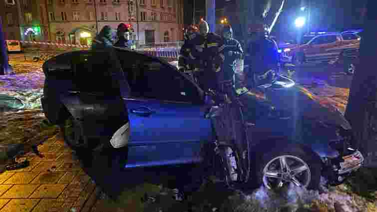 Внаслідок ДТП у Львові травмувалися два водії та 10-річна пасажирка