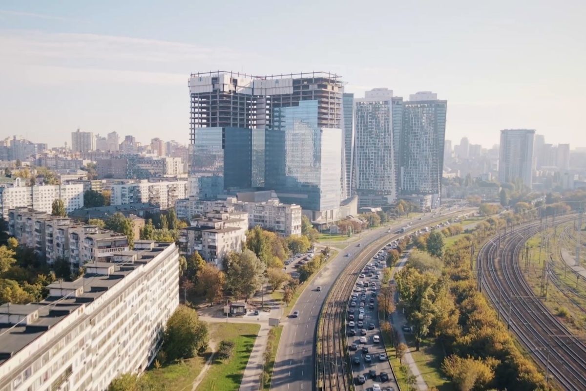 Недобудований хмарочос у Києві виставили на продаж вдесятеро дешевше