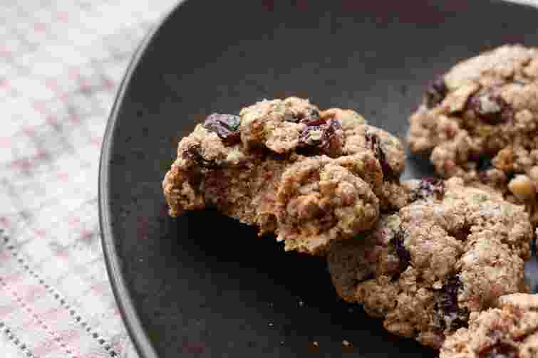 Печиво до кави з трьох інгредієнтів. Рецепт дня