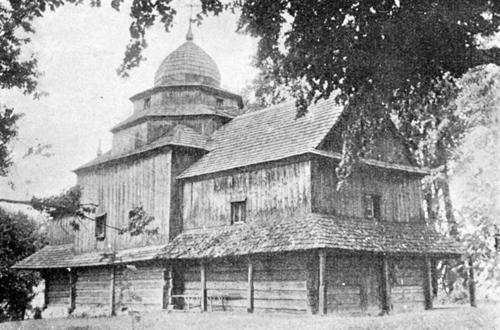 Деревʼяна церква в Нагуєвичах