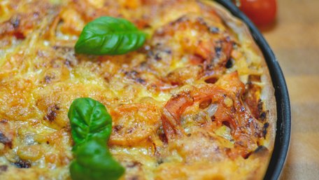 Цієї помилки припускаються новачки: чому піца не пропікається всередині