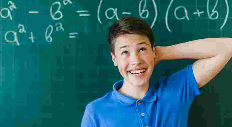 Майже половина українських школярів не знають базової математики