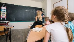 Міністр освіти заявив, що 79% громад зменшили надбавку вчителям через підвищення зарплати