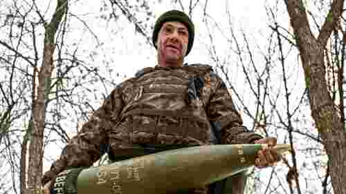 У Британії на пів року затримали запуск заводу, який мав виготовляти боєприпаси для України