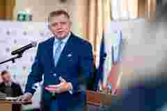 Фіцо звинуватив Україну в затримці відновлення нафтопроводу «Дружба»