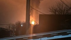 Масована атака дронів спричинила пожежу на НПЗ в Краснодарському краю 