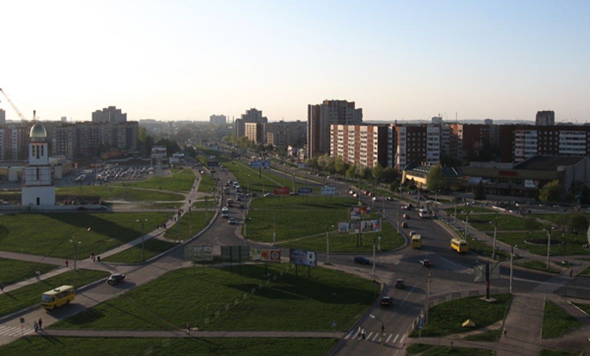 Мерія звернулася в поліцію через незаконну приватизацію двох МАФів на Сихові