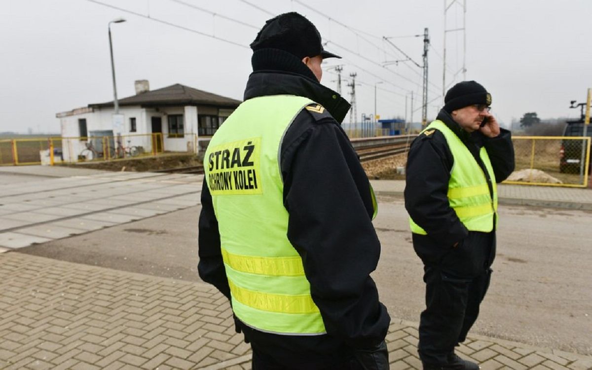 У Польщі затримали молдаванина за екстрену зупинку потяга, який перевозив пальне до України