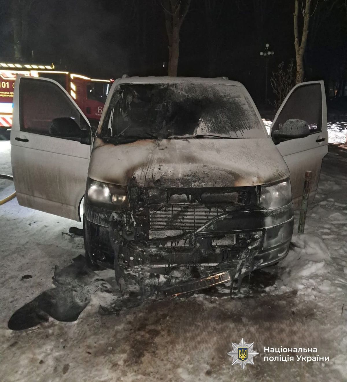 У Калуші 19-річна дівчина на замовлення РФ спалила автомобіль військового
