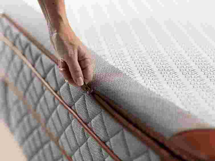 Матрац як новий: бюджетні способи повернути свіжість і пружність